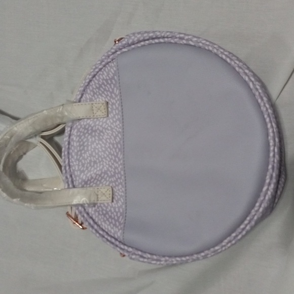 Round bag - Picture 3 of 6